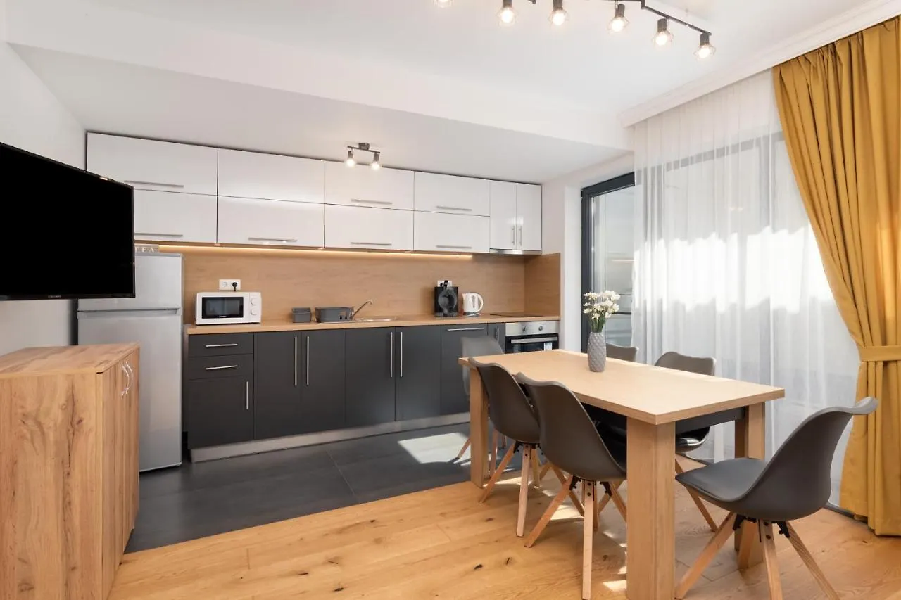 Varna Smart Home Apartments 0*,